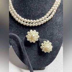 Elegant Pearl Necklace and Earring Set